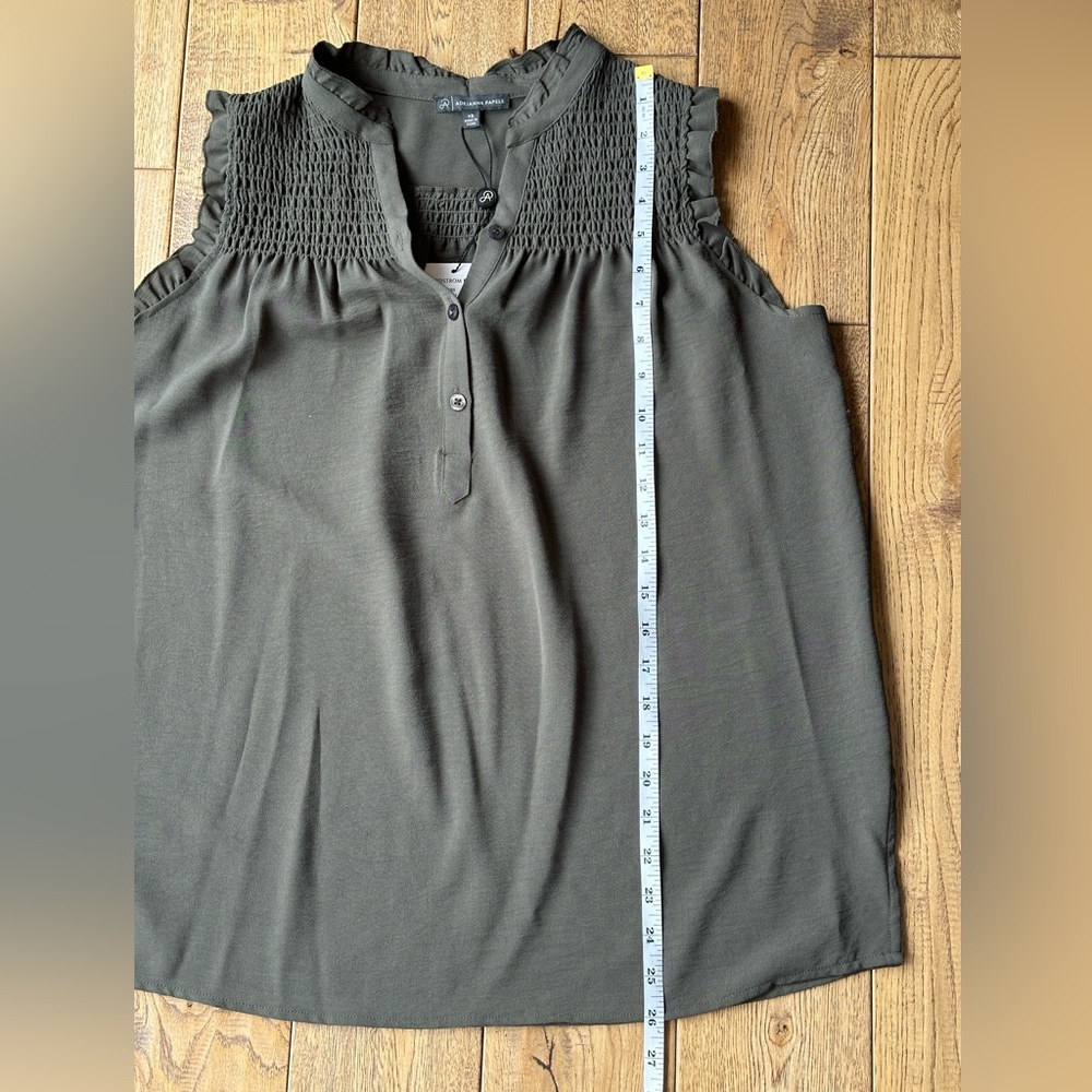 Adrianna Papell Sleeveless Smocked Top Blouse size XS NWT - Picture 11 of 11